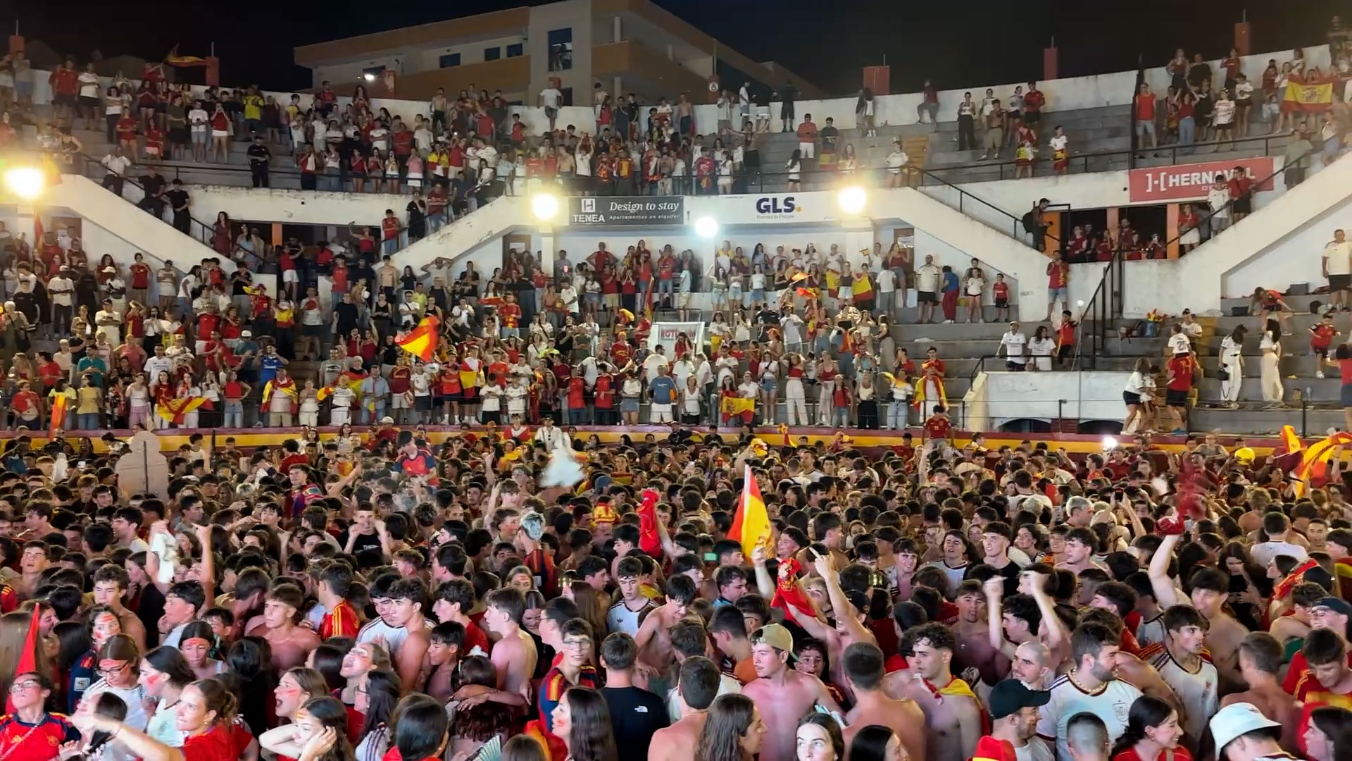 Yecla revive la euforia de 2010 tras la histórica victoria de España en el Mundial 